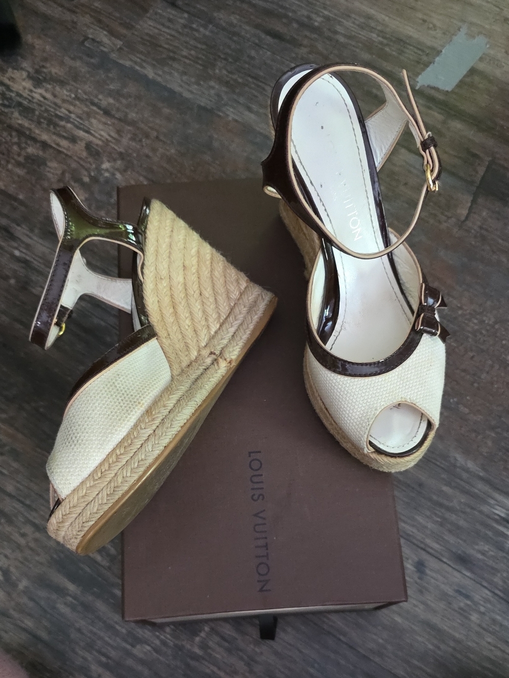 Louis Vuitton Cream and Brown Peep-Toe Wedge Sandals Size 38 - Picture 3 of 11